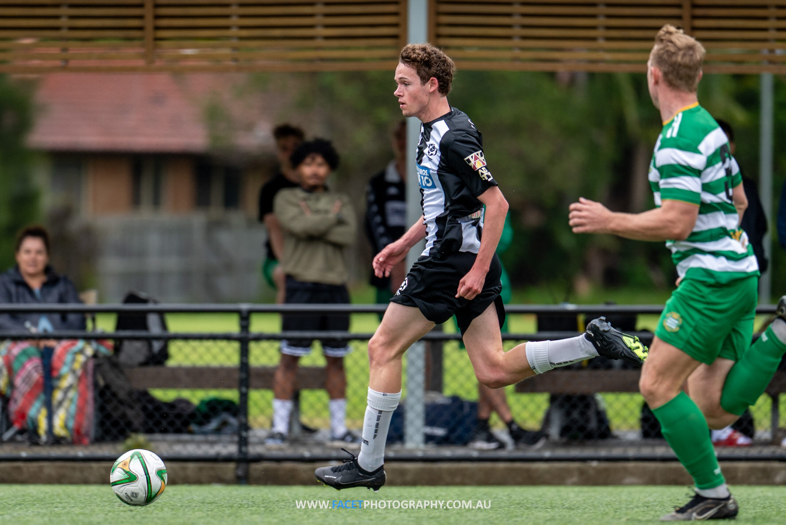 MWFA Men's Premier League Round 5: action from the Round 4 game between Narrabeen and Pittwater RSL. Photo credit: Jeremy Denham