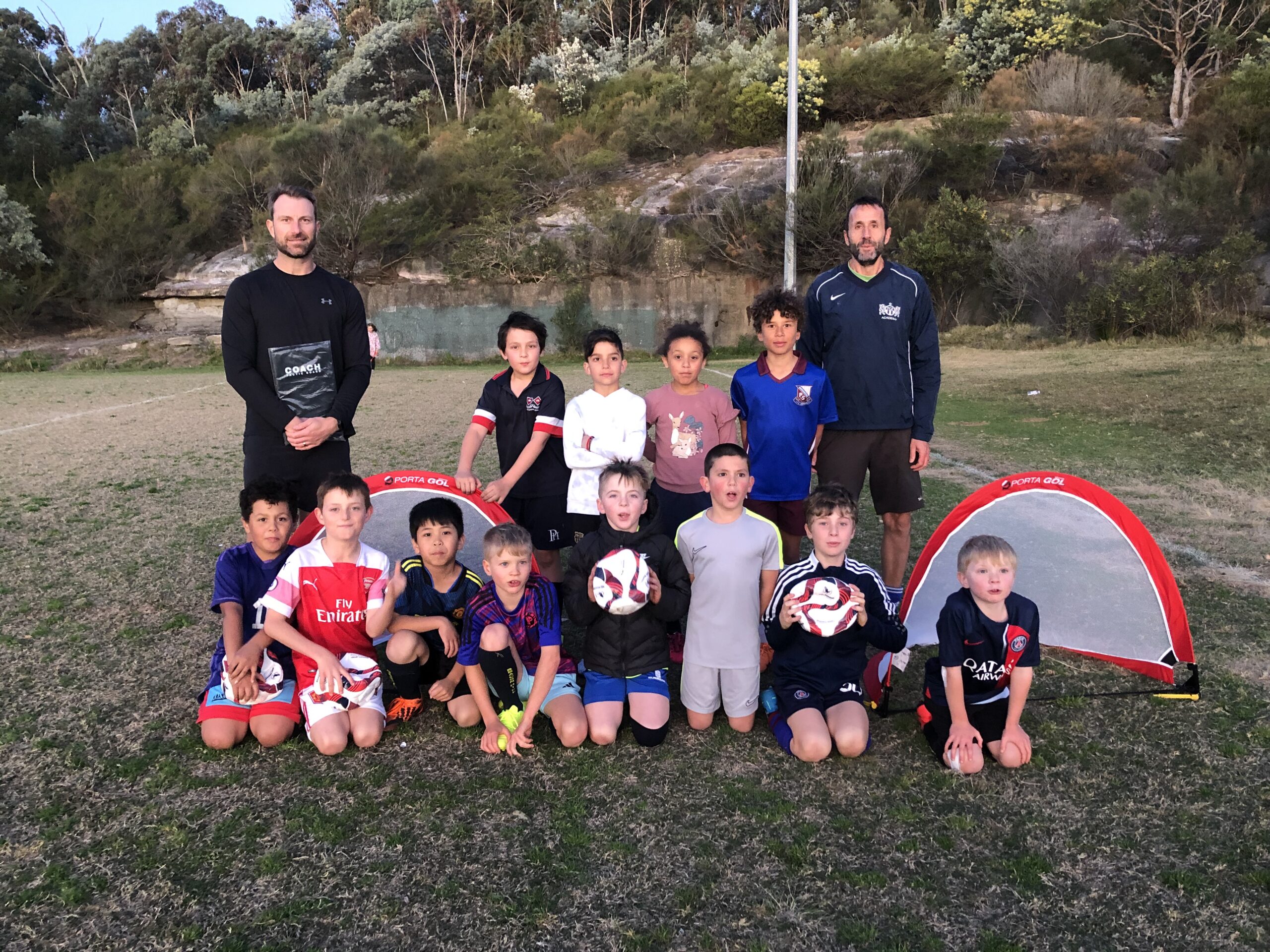 This week we'd like to acknowledge Michele Addelio who coaches the U9 Blue Tongues at Beacon Hill, who is assisted by Matt Bealey.